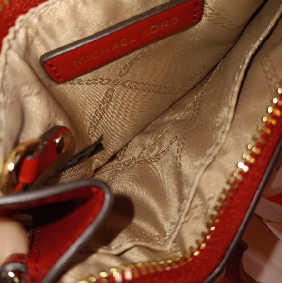 BEAUTIFUL! MICHAEL KORS CARD HOLDER NWOT! - Picture 4 of 4